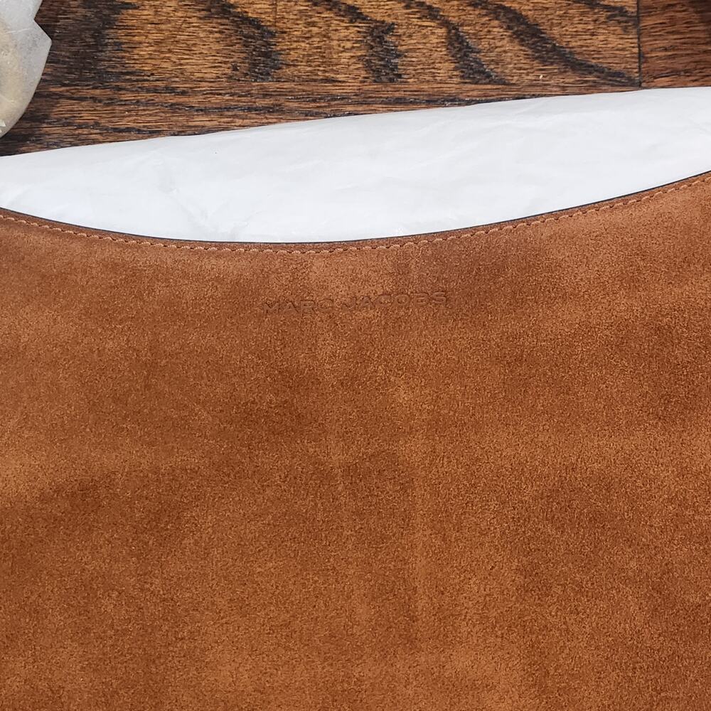 Marc Jacobs Brown Large Suede shoulder bag - Picture 7 of 11